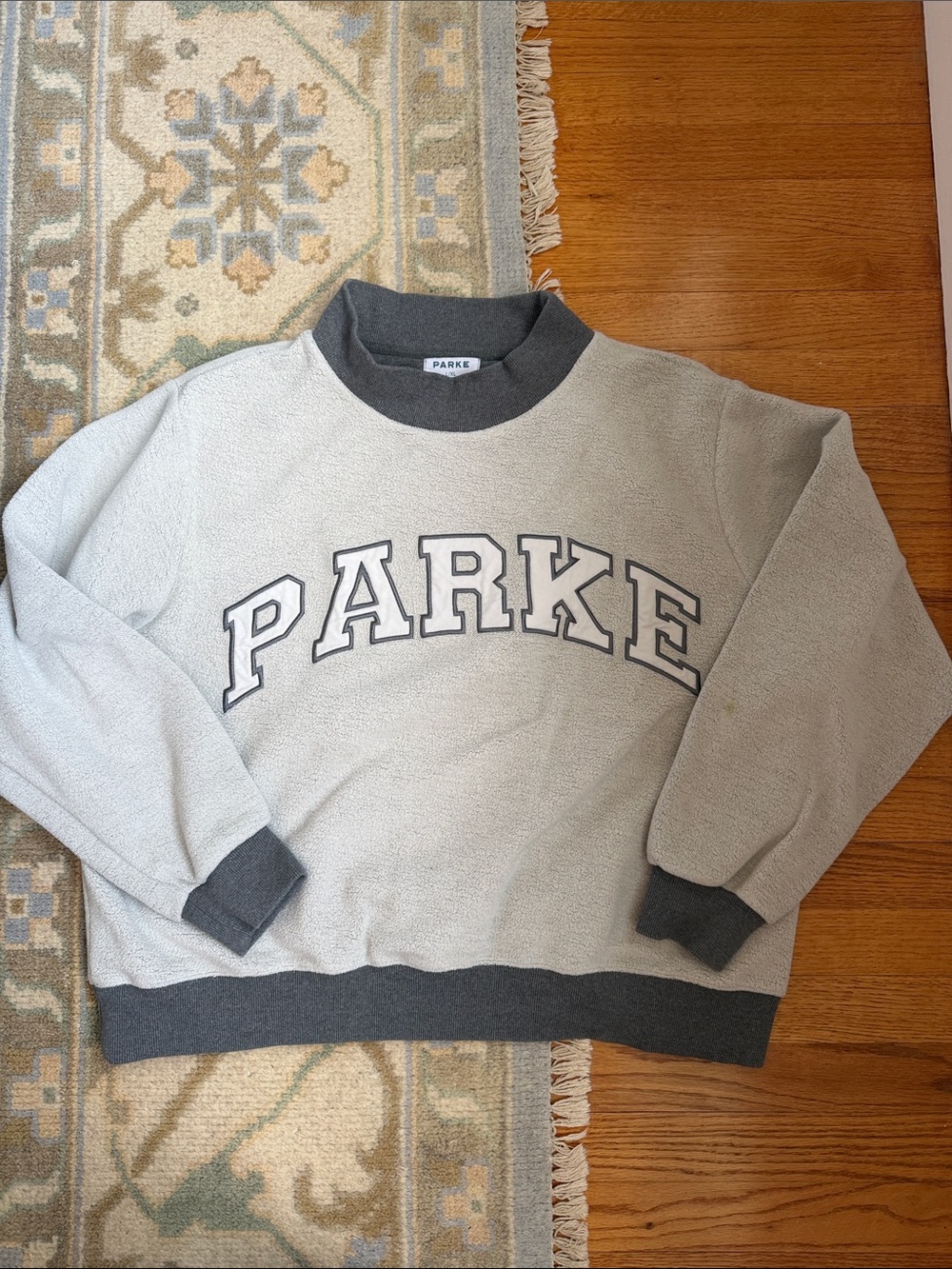 Parke Two-Tone Light Gray Mockneck Fleece Sweater